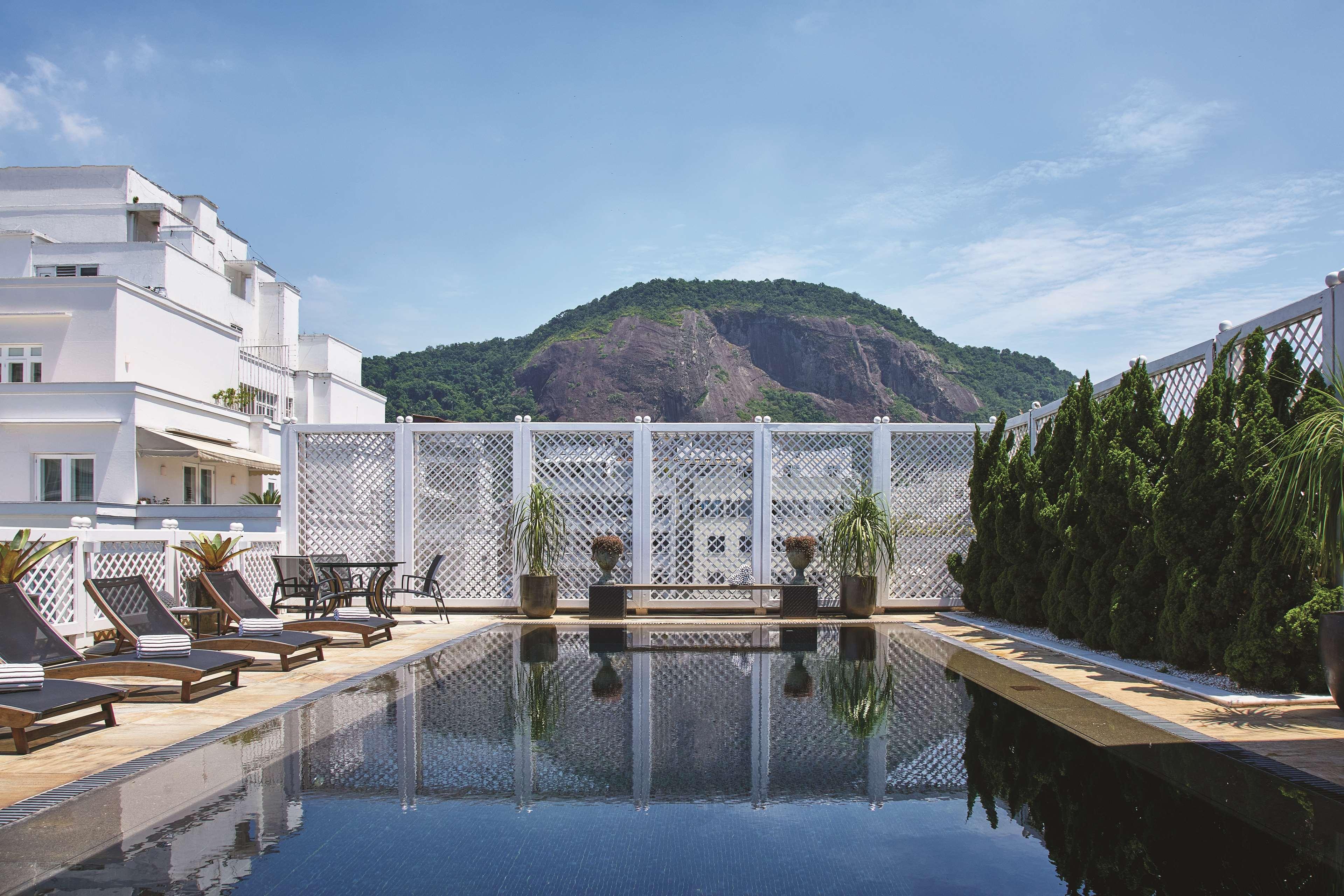 Copacabana Palace, A Belmond Hotel, Rio De Janeiro Ngoại thất bức ảnh The hotel's pool